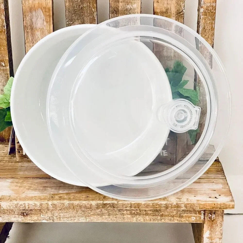 NWT Disney Winnie The Pooh & Friends Big Pressure Lid Food Container Bowl